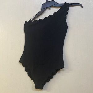 Black One-Shoulder Scalloped Bodysuit